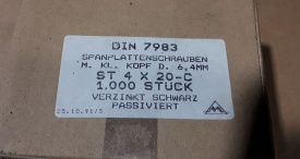 Spaanplaat schroeven DIN7983 ST 4X20-C 