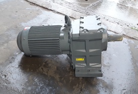 Reductor Bauer 9.5 kw, 33.5 rpm