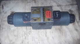 Rexroth ventiel 4WE 10 J30/CG24N9Z4 *587170/2* 