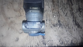 Wabco hydrauliek ventiel 017 472 127 1400
