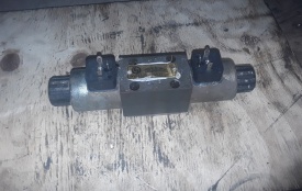 2 x HY hydrauliek ventiel WEE43S06E1G024