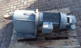 Reductor Bauer 5.5 kw, 23 rpm 