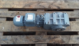 Reductor Bauer 0.37 kw, 9.4 rpm 