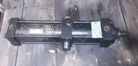 Hydrauliek cilinder CDT3 MT4/100/70/450-Z1X 