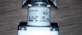 2 x SMC drukregelaar met manometer 4B1-25 