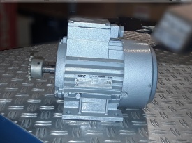 Elektromotor MEZ 0.37 kw, 910 rpm 