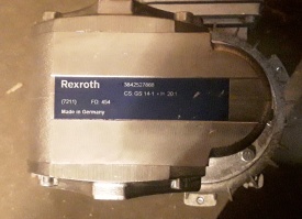 8 x Reductor Rexroth 0.18 kw, 70 rpm 