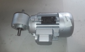 Reductor 0.12 kw, 265 rpm 