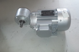 Reductor 0.12 kw, 265 rpm 