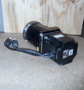 Servomotor SGMPH-04AAE4SD-0Y 