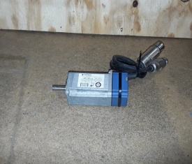 Servomotor Omron SJME-01AMC41-0Y 