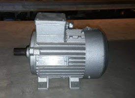 3 x Elektromotor 0.37 kw, 1.350 rpm 