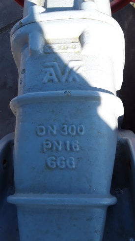 2 x Schuifafsluiter AVK DN300 PN16 