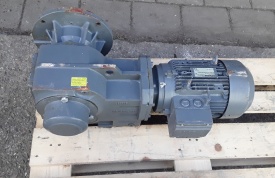 Reductor Siemens 4 kw, 24,7 rpm 