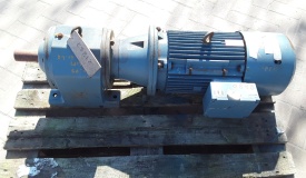 Reductor SEW 0.55/5 kw, 9-55 rpm 