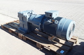 Reductor Bauer 45 kw, 82 rpm 
