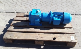 Reductor Flender 4 kw, 37.9 rpm 