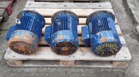 3 x Elektromotor 900 rpm 