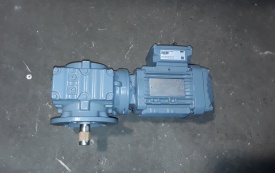 Reductor SEW 0.55 kw, 97 rpm