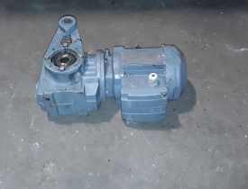Reductor SEW 0.25 kw, 51 rpm