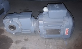 Reductor SEW 1.5 kw, 722 rpm 