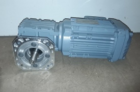Reductor SEW 0.75 kw, 100 rpm 
