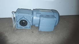 Reductor SEW 0.37 kw, 323 rpm 