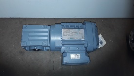 Reductor SEW 0.37 kw, 170 rpm 