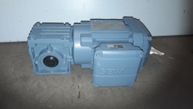 Reductor SEW 0.37 kw, 170 rpm 