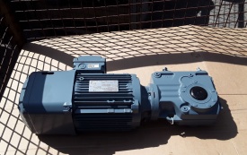 12 x Reductor SEW met rem 1.5 kw, 120 rpm 