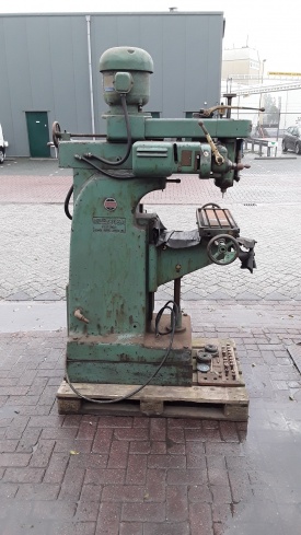 Freesmachine Gorton model O-16A 