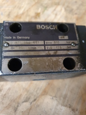 Bosch hydrauliek ventiel 0811402051 