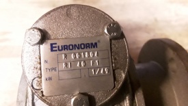2 x Gearbox Euronorm 