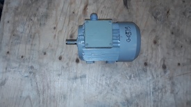 4 x Elektromotor Bege 0.18, 675 rpm 