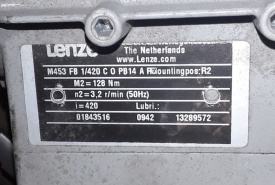 11 x Reductor Lenze 0.12 kw, 94 rpm  