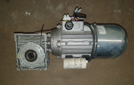 12 x Reductor met rem 0.22 kw, 92 rpm