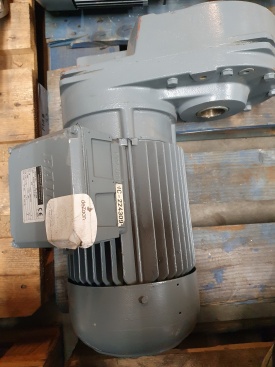 Reductor Bauer 3.0 kw, 76 rpm 