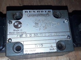 2 Rexroth hydrauliek ventiel 4WE6 D 50/0FG 24 NZ4 