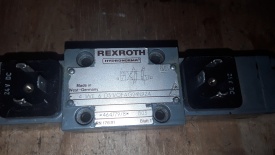 2 x Rexroth hydrauliek ventiel 4WE6D51/OFAG24N9Z4 