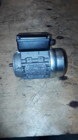 2 x Elektromotor Dutchi 0.18 kw,1.360 rpm 230 volt