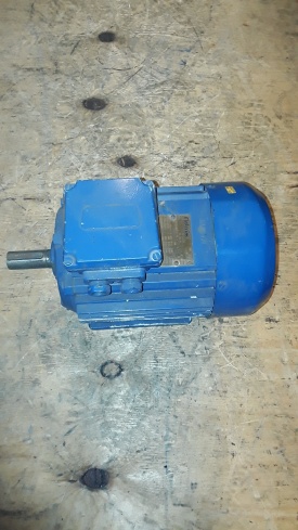 Elektromotor Elektrim 0.55 kw, 675 rpm 