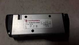2 x Norgren magneetventiel V61B5DDA-XA020 