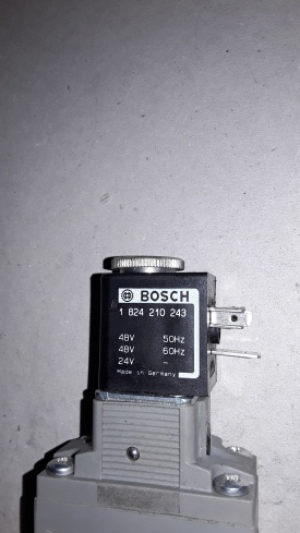 2 x Bosch magneetventiel 0 820 023 026 