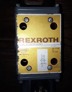 13 x Rexroth regelklep 4 WE10 D10/OFLG24NK4 