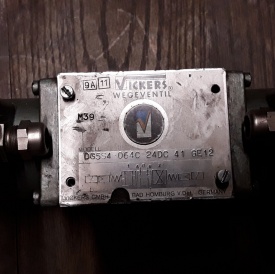 Vickers DG5S4 064C 24VDC 41 GE12 