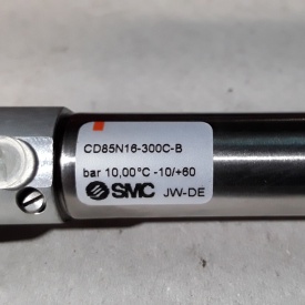 3 x SMC CD85N16-300C-B 