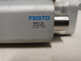 3xFesto begeleide aandrijving DGRFC-GF-32-10-PA-R 