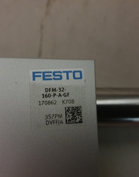 2 x Festo geleidingscilinder DFM-32-160-P-A-GF