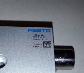 2 x Festo geleidingscilinder DFM-32-100-P-A-GF 