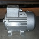 3 x Elektromotor 0.37 kw, 1.350 rpm 